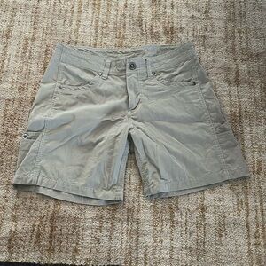 Kuhl free range hiking outdoor cargo shorts